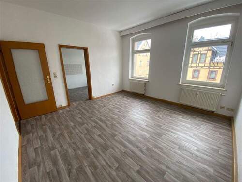 WZ - Etagenwohnung mit 50,30 m&sup2; in Chemnitz zur Miete