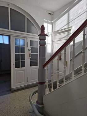 Hausflur - Etagenwohnung mit 63,90 m&sup2; in Stralsund zur Miete