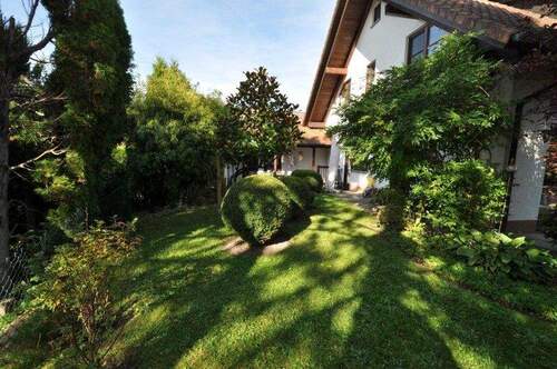 Garten / Ansicht - 4 Zimmer Mehrfamilienhaus, Wohnhaus zur Miete in Moos-Weiler