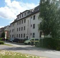 zentralgelegene Dachgeschosswohnung - Reinsdorf Vielau