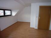 Kinderzimmer - Etagenwohnung mit 76,00 m&sup2; in Reinsdorf zur Miete