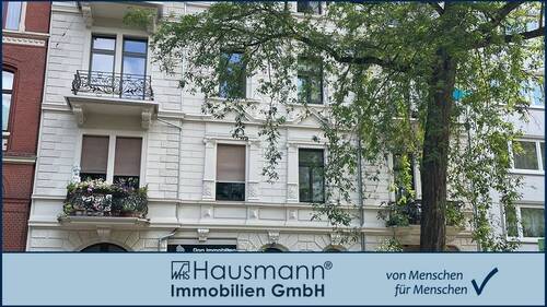 Hausansicht - Charmante Altbauwohnung in reizvoller Stadtlage von Wiesbaden!
