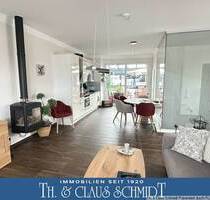 Extravagantes Maisonette-Penthouse mit zusätzl. Erdgeschosswohnung in Top Lage - Rastede Südende I