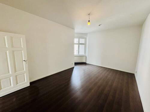 Zimmer 3 - 