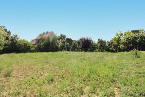 Grundstück - Schönes Grundstück in ruhiger Lage - mit zusätzlicher Garagenfläche