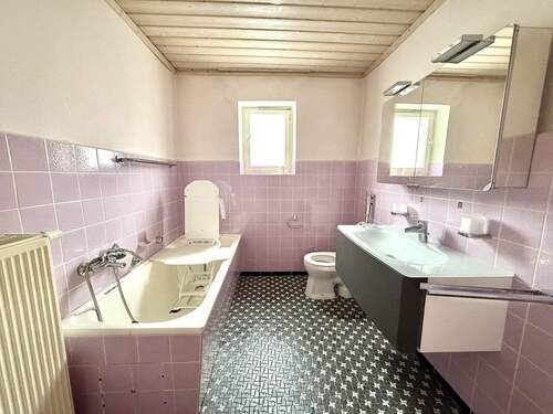 Badezimmer im Erdgeschoss - 