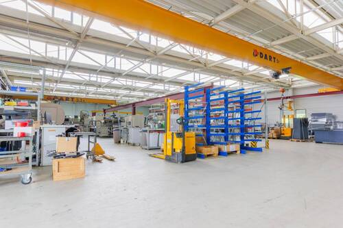 Produktionshalle - 