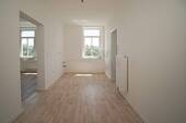 Flur und offener Kochbereich - 