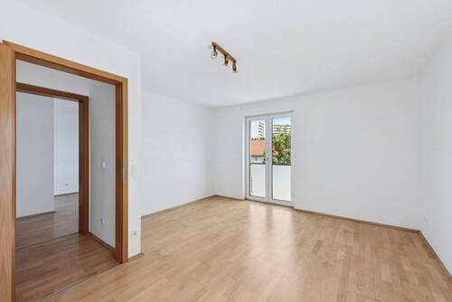 Zimmer 2 - 