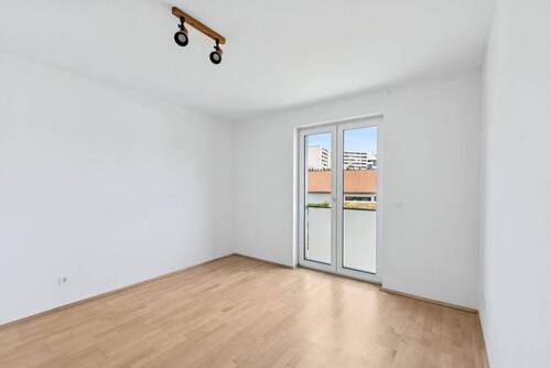 Zimmer 3 - 