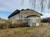 Gebäudeansicht Haupteingang - Halle zum Kaufen in Wittstock/Dosse Freyenstein / Freyenstein