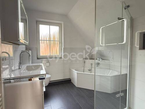 Modernes Badezimmer - 