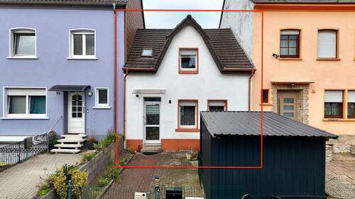 Außenbild - Reihenmittelhaus in Saarlouis-Roden