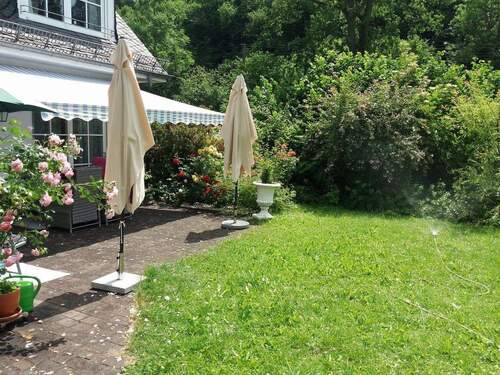 Teilansicht Südwest-Terrasse - 