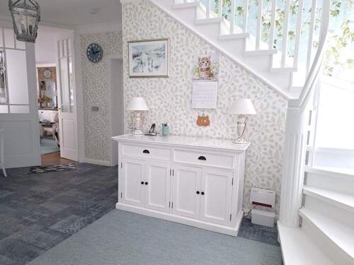 Entrée, Blick zum Wohnzimmer - 