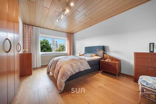 GROßES SCHLAFZIMMER - 