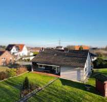 Zentral gelegenes, solides Wohnhaus auf großem Grundstück in Ense-Höingen