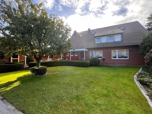 Wohnhaus (Rückwärtige Ansicht) - 