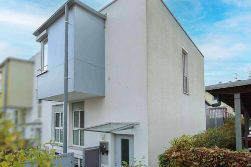 Außenansicht (1) - Stilvolles Reiheneckhaus mit eigenem Carport - ein Zuhause zum Ankommen