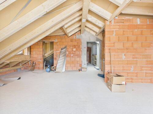 Wohnbereich und Schlafzimmer-Zugang - 