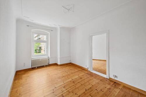Wohnzimmer - Etagenwohnung mit 68,30 m&sup2; in Berlin zum Kaufen