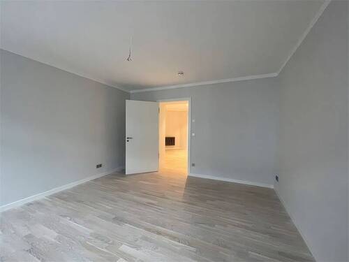 Wohnzimmer - Etagenwohnung in Berlin zum Kaufen