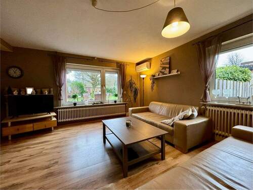 Wohnzimmer Erdgeschoss - 5 Zimmer Einfamilienhaus in Brunsbüttel