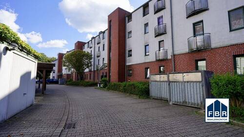 Zufahrt zum Objekt - 3 Zimmer Etagenwohnung in Schwerin