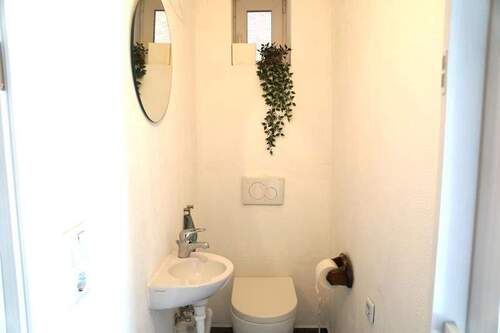 WC EG - 