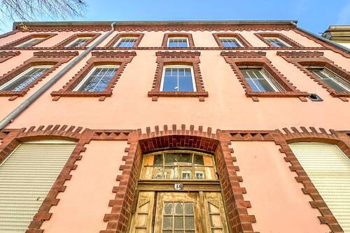 Gebäudeansicht - Handwerkerobjekt - entkerntes Mehrfamilienhaus mit Ausbaumöglichkeit
