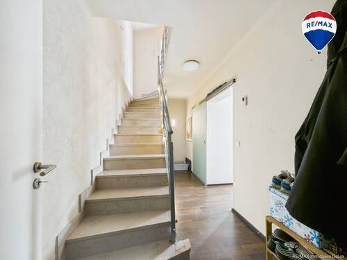 REMAX Immobilien DeLux Haus in Brotdorf zu verkaufen - 