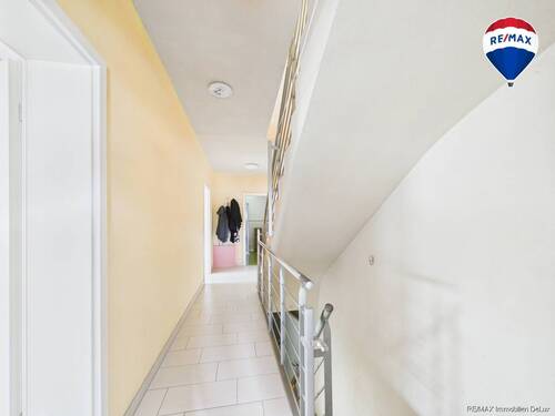 REMAX Immobilien DeLux Haus in Brotdorf zu verkaufen - 