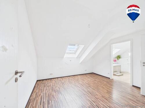 REMAX Immobilien DeLux Haus in Brotdorf zu verkaufen - 