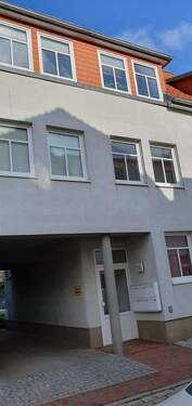 Hausansicht.jpg - 2 Zimmer Etagenwohnung zur Miete in Waren (Müritz)