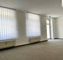 Moderne Büroeinheit in gut sichtbarer Lage an einer Bundesstraße in Annaberg-Buchholz!