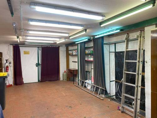 Garage.jpg - 