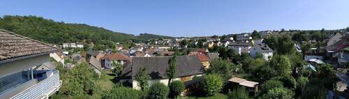 Weitblick, Balkon - 4 Zimmer Etagenwohnung in Aarbergen-Michelbach