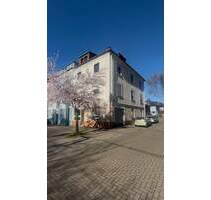 Wohn- und Geschäftshaus 299m2 Wohn- und Gewerbefläche für 1.050 EUR m2 - Essen Stoppenberg