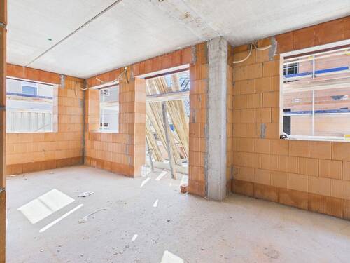 Wohnbereich und Gartenzugang - 