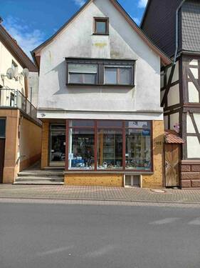 Ansicht - 1 Zimmer Mehrfamilienhaus, Wohnhaus zum Kaufen in Schotten