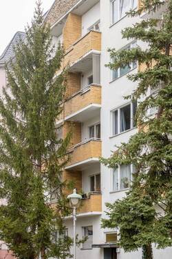 Fassade - Ihr zukünftiges Zuhause: Helle & gemütliche 1-Zi.-Wohnung mit Südbalkon in bester Lage Steglitz!