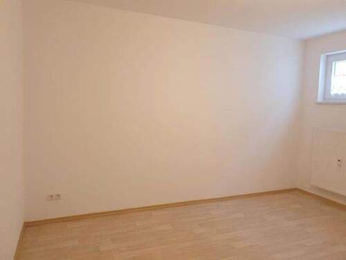 mit angenehmen Bodenbelag - 