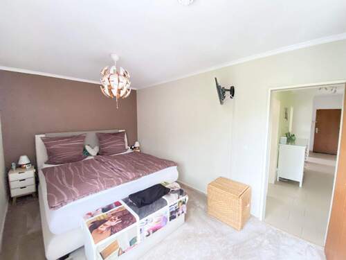 Hagen Held Immobilien - Das Schlafzimmer 1.jpeg - 