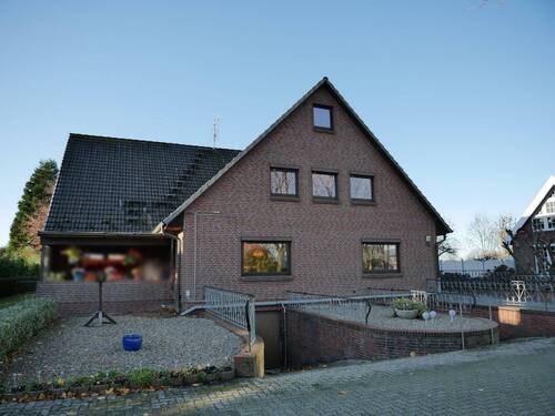 Frontansicht - Modernisierte Eigentumswohnung mit Blick ins Grüne