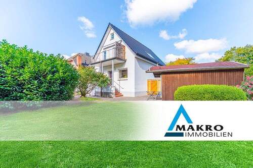 Hausansicht - 3D VIRTUAL TOUR - Einfamilienhaus mit zwei Einheiten und Garten in Pinneberg