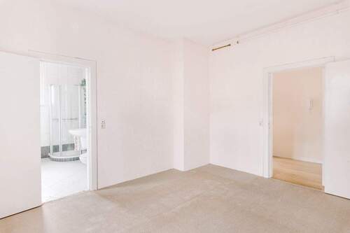 EG Ruhiges Schlafzimmer - 