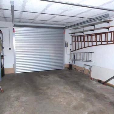 Garage - 
