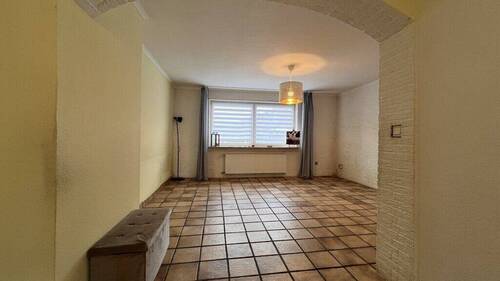 Wohnzimmer - 5 Zimmer Reihenmittelhaus zum Kaufen in Alsdorf