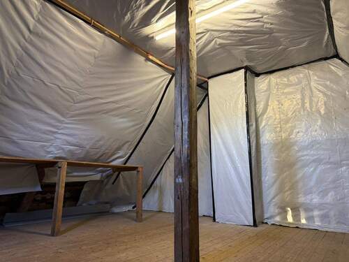 Abstellraum Nebengebäude - 