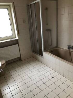 Bild 2 - 2 Zimmer Etagenwohnung zur Miete in Weiden in der Oberpfalz